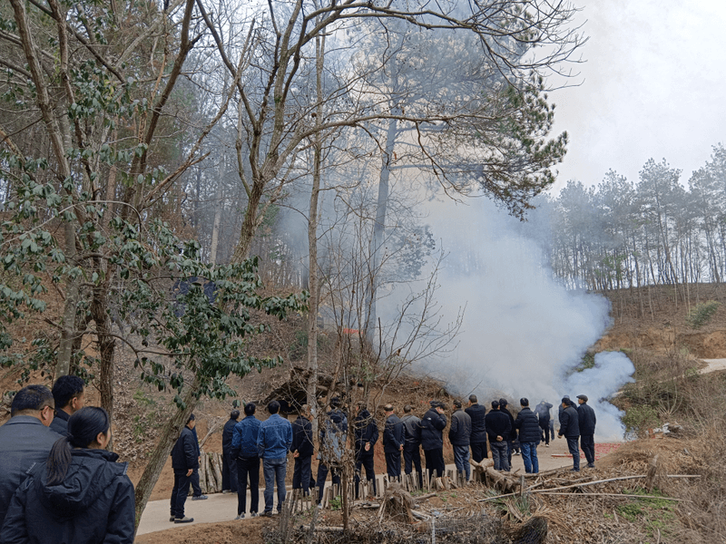 二世祖四世祖祖坟图片 3